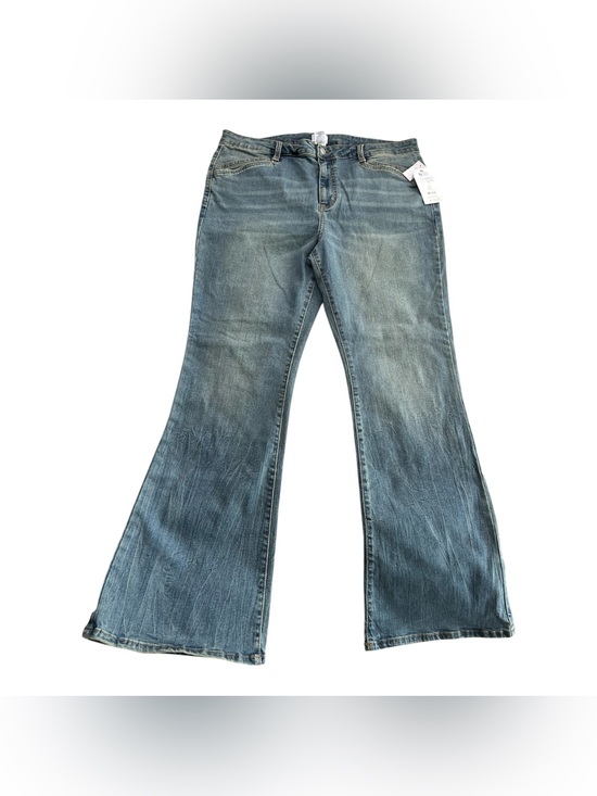 Time and Tru Denim - Time and thu Classic High-Rise Flare Jeans - Light Blue